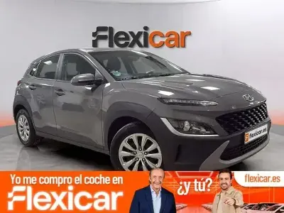 Usado Hyundai Kona 120 CV (88 kW) 2022 Gris SUV