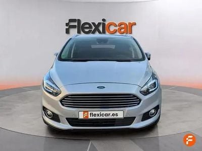 Usado Ford S-MAX Titanium 150 CV (110 kW) 2018 Gris Monovolumen