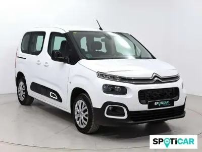 Usado Citroën Berlingo PureTech 110 CV (80 kW) 2022 Blanco Monovolumen