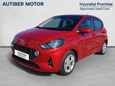 Usado Hyundai i10 67 CV (49 kW) 2022 Rojo Utilitario