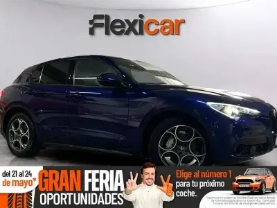 Usado Alfa Romeo Stelvio Sprint 160 CV (117 kW) 2022 Azul SUV