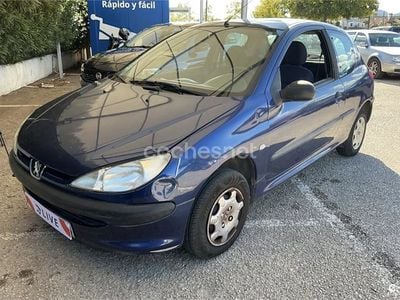 Azul Usado 2000 Peugeot 206 Berlina | 2000 € (Precio justo)