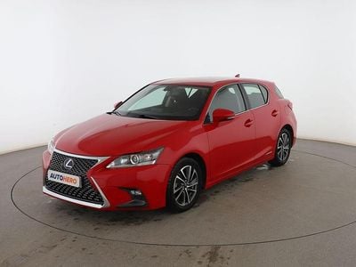 Lexus CT200h