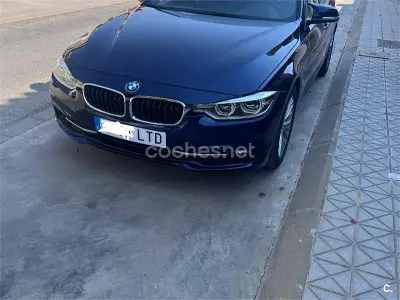 Usado BMW 320 Efficient Dynamics 163 CV (119 kW) 2017 Azul Berlina
