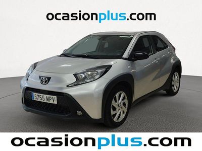 Gris Usado 2024 Toyota Aygo X Play SUV | 13.182 € (Precio justo)