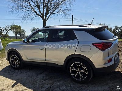 Usado Ssangyong (KGM) Korando Limited 163 CV (119 kW) 2021 Gris / plata SUV