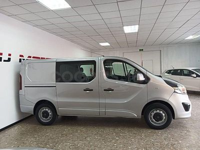 Usado Opel Vivaro 120 CV (88 kW) 2018 Gris / plata Monovolumen