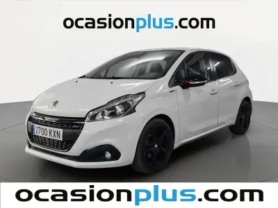 Usado Peugeot 208 GT-line 110 CV (80 kW) 2019 Blanco Utilitario