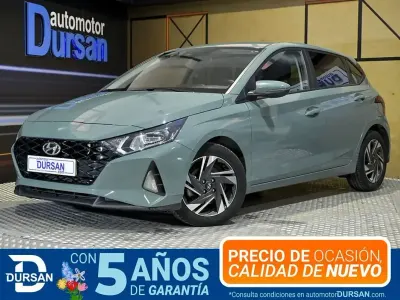 Begagnad Hyundai i20 100 HK (73 kW) 2022 Grön Halvkombi