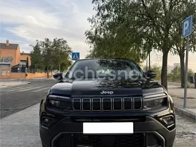 Usado Jeep Avenger 100 CV (73 kW) 2025 Negro SUV