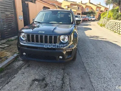 Usado Jeep Renegade Limited 130 CV (95 kW) 2023 Gris / plata SUV