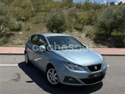 Begagnad Seat Ibiza Style 85 HK (62 kW) 2008 Blå Sedan