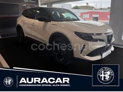 Blanco Nuevo 2025 Alfa Romeo Junior Edizione Speciale SUV | 33.960 € (Un poco caro)