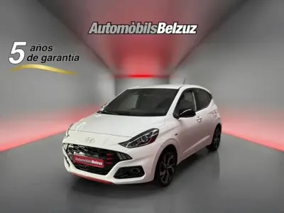 Usado Hyundai i10 N Line 84 CV (61 kW) 2023 Blanco Utilitario