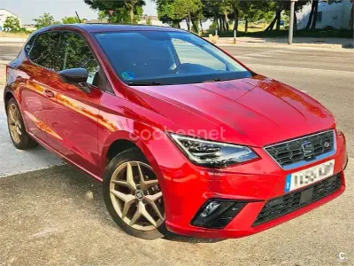 Usado Seat Ibiza FR 90 CV (66 kW) 2018 Rojo Utilitario