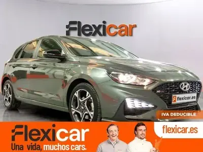 Usado Hyundai i30 N Line 120 CV (88 kW) 2023 Gris
