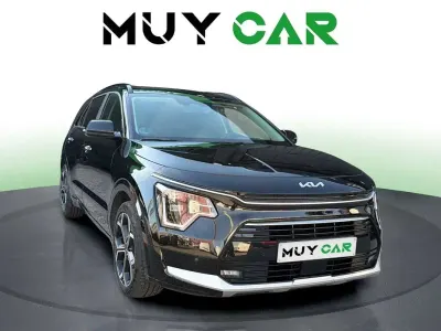 Usado Kia Niro 141 CV (103 kW) 2023 Negro SUV