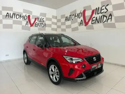 Usado Seat Arona FR 110 CV (80 kW) 2024 Rojo SUV