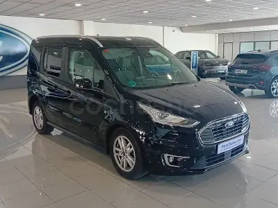 Usado Ford Tourneo Connect Titanium 120 CV (88 kW) 2020 Negro Monovolumen