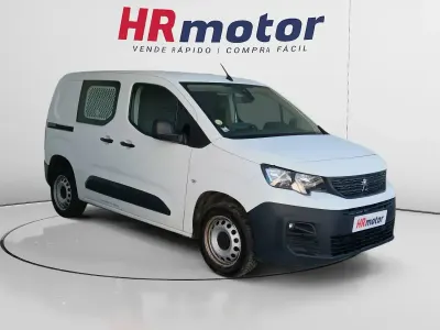 Usado Peugeot Partner Premium 128 CV (94 kW) 2025 Blanco Monovolumen