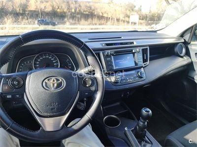 Gris / plata Usado 2014 Toyota RAV4 Active SUV | 13.800 € (Buen precio)