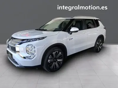 Nuevo Mitsubishi Outlander P-HEV 306 CV (225 kW) 2026 Blanco