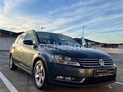 Usado VW Passat Advance 105 CV (77 kW) 2011 Gris / plata Familiar