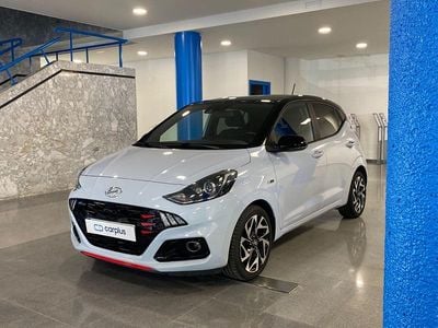 Usado Hyundai i10 N Line 100 CV (73 kW) 2021 Polar white/tomato red (sólido) Utilitario