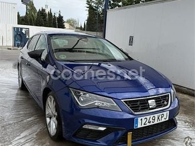 Usado Seat Leon FR 125 CV (91 kW) 2018 Azul Berlina
