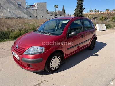 Usado Citroën C3 61 CV (44 kW) 2004 Granate Berlina