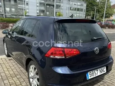 Begagnad VW Golf VII Sportline 150 HK (110 kW) 2015 Blå Sedan