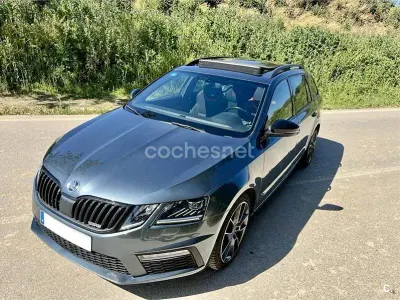 Usado Skoda Octavia RS 184 HP (135 kW) 2019 Cinzento Carrinha