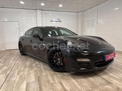 Porsche Panamera 4S
