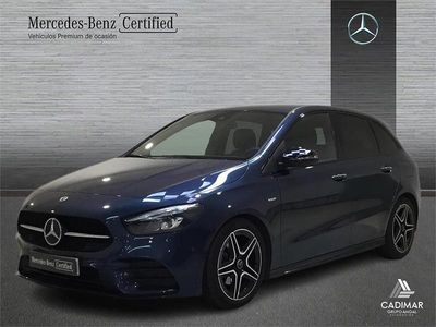 Azul Usado 2021 Mercedes B200 AMG line Monovolumen | 28.900 € (Un poco caro)