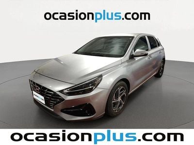 Usado Hyundai i30 120 CV (88 kW) 2022 Gris plata Utilitario
