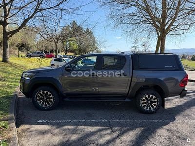 Usado Toyota HiLux Sport 204 CV (150 kW) 2023 Gris / plata Pickup/Camioneta