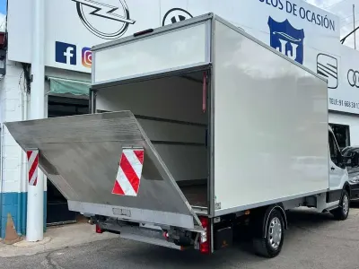 Usado Ford Transit Trend 165 CV (121 kW) 2022 Blanco Van
