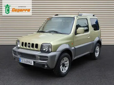 Usado Suzuki Jimny 84 CV (61 kW) 2012 Gris SUV