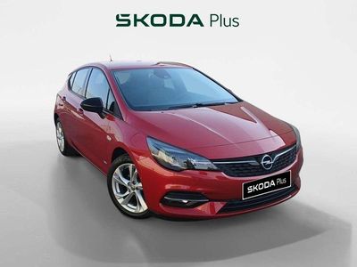 Usado Opel Astra Design & Tech 110 CV (80 kW) 2021 Rojo Berlina