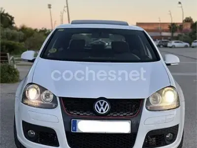 Usado VW Golf V GT 105 CV (77 kW) 2007 Blanco Berlina