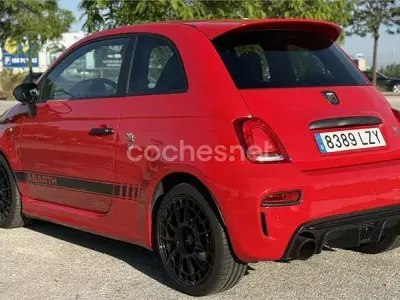 Usado Abarth 595 Esseesse 180 CV (132 kW) 2022 Rojo Berlina