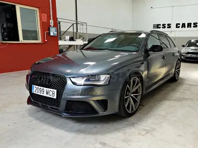 Usado Audi RS4 450 CV (330 kW) 2014 Gris / plata Familiar