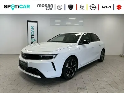 Usado Opel Astra Elegance 131 CV (96 kW) 2023 Blanco Berlina