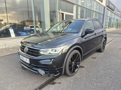 Usado VW Tiguan R-line 200 CV (147 kW) 2021 Negro SUV