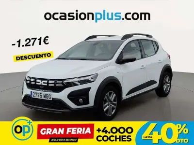 Usado Dacia Sandero Expression 91 CV (66 kW) 2023 Blanco Utilitario