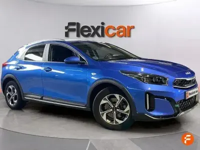 Usado Kia XCeed 120 CV (88 kW) 2024 Azul SUV