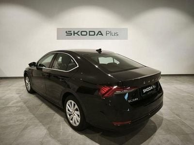 Usado Skoda Octavia RS 265 CV (194 kW) 2025 Azul