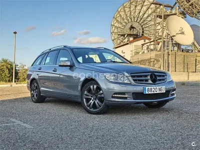 Usado Mercedes C250 Avantgarde 204 CV (150 kW) 2011 Gris / plata Familiar