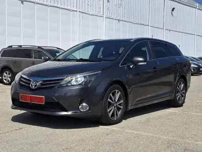Usado Toyota Avensis