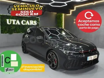 Usado VW Golf VIII GTI 265 CV (194 kW) 2025 Gris / plata Berlina